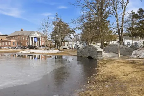 9 Forest Street Concord NH 03301