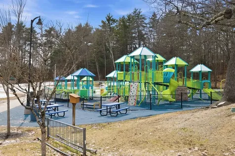 9 Forest Street Concord NH 03301