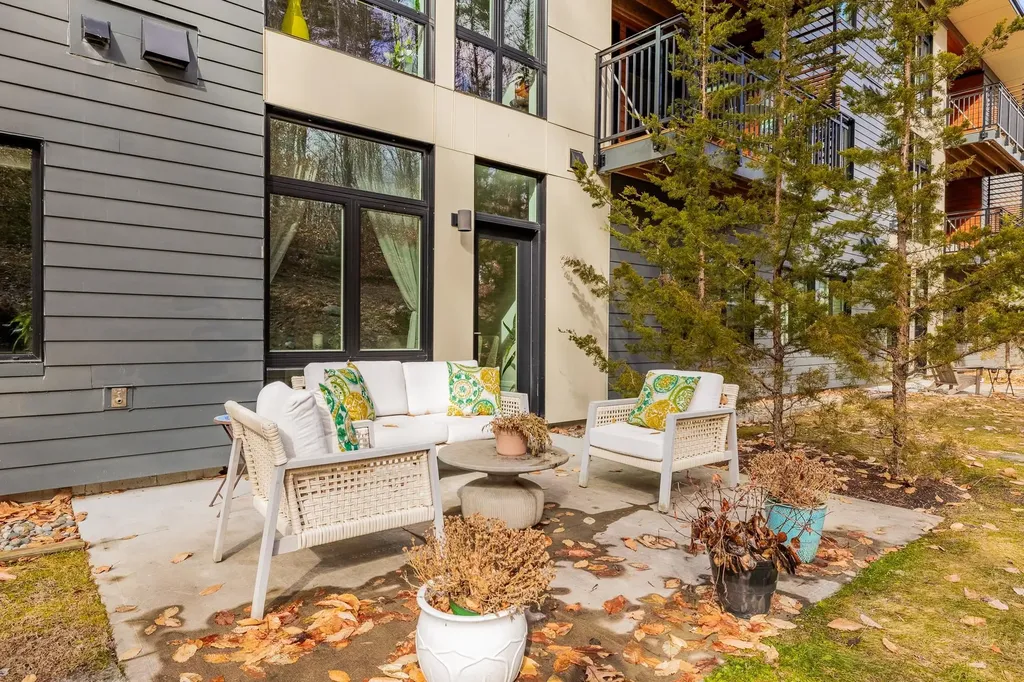 20 Morgan Drive Lebanon NH 03766