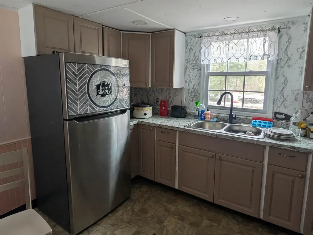 45 Keyes Farm Road Deering NH 03244