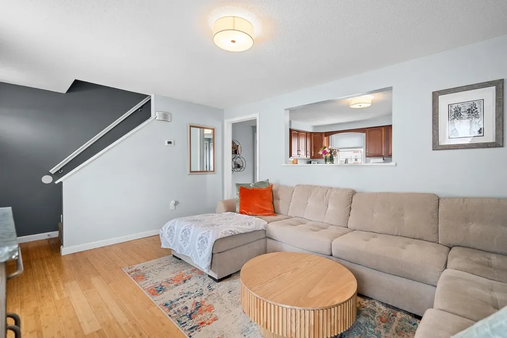 23 Cotter Court Manchester NH 03103