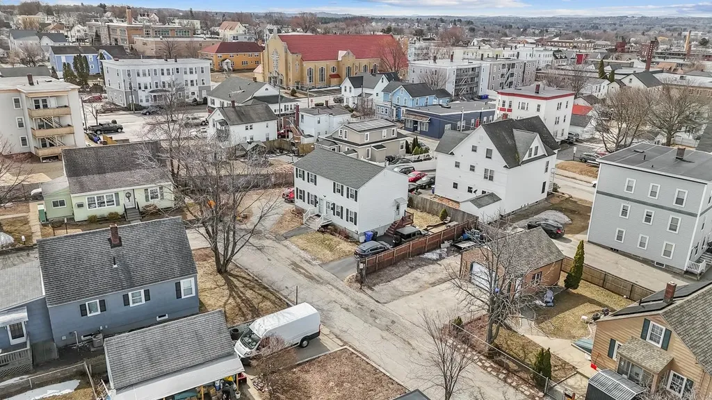 23 Cotter Court Manchester NH 03103