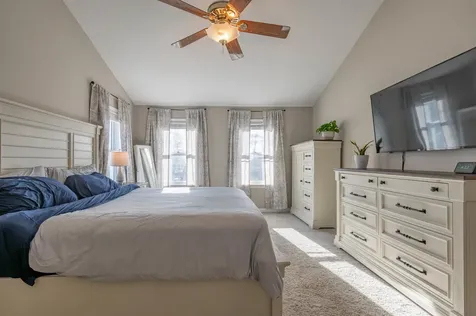 4 Chelsea Court Nashua NH 03062