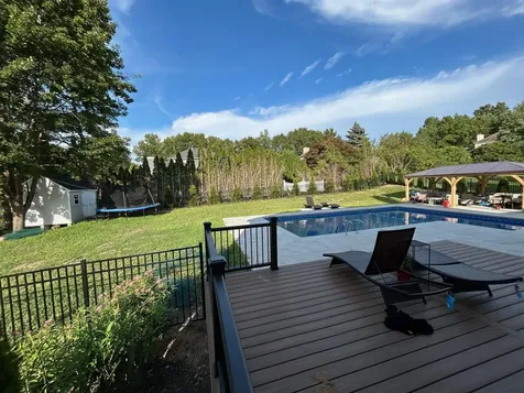 4 Chelsea Court Nashua NH 03062