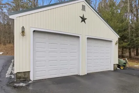 760 West Mountain Road Shaftsbury VT 05262