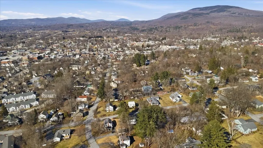 303 Prospect Street Bennington VT 05201