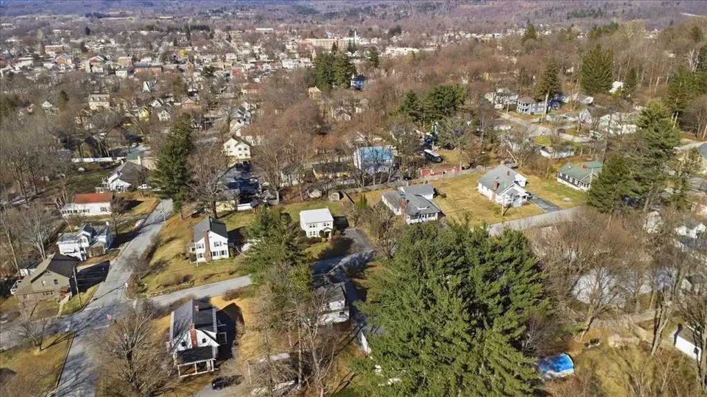 303 Prospect Street Bennington VT 05201