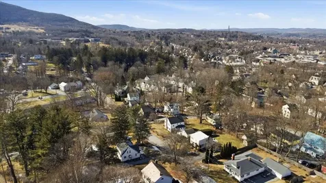 303 Prospect Street Bennington VT 05201