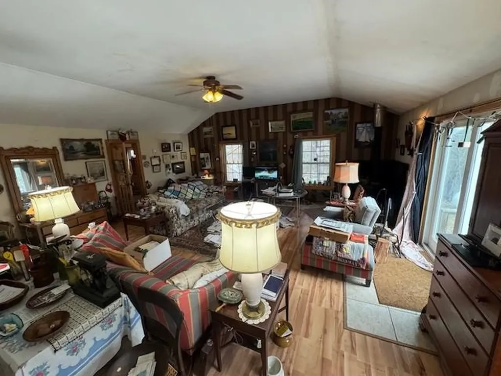 612 Pleasant Street St. Johnsbury VT 05819