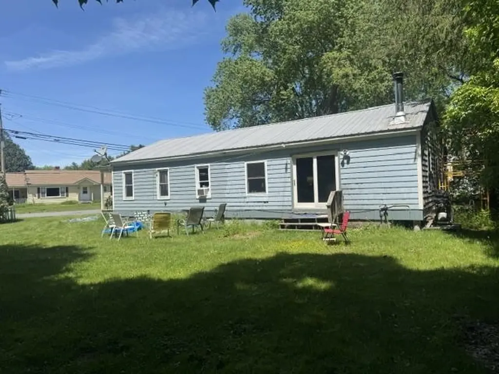 612 Pleasant Street St. Johnsbury VT 05819