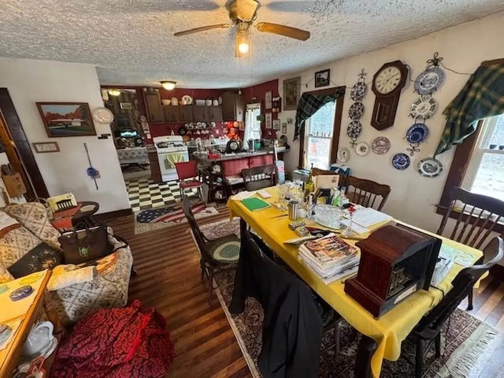 612 Pleasant Street St. Johnsbury VT 05819