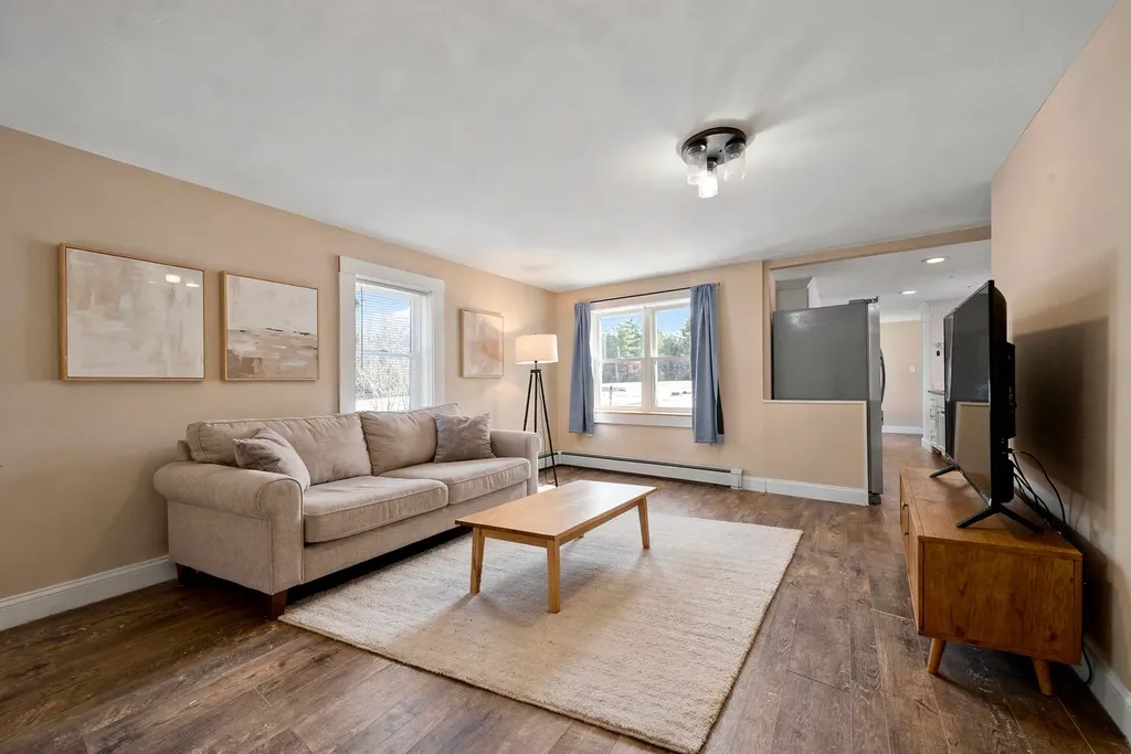 24 Jeremiah Lane Rochester NH 03867