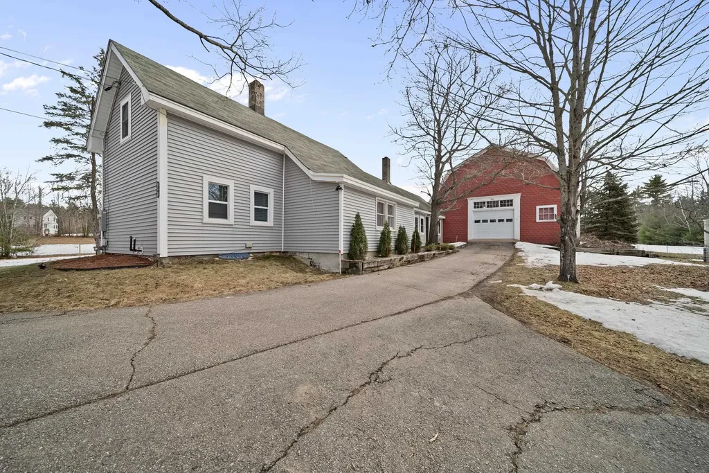 24 Jeremiah Lane Rochester NH 03867