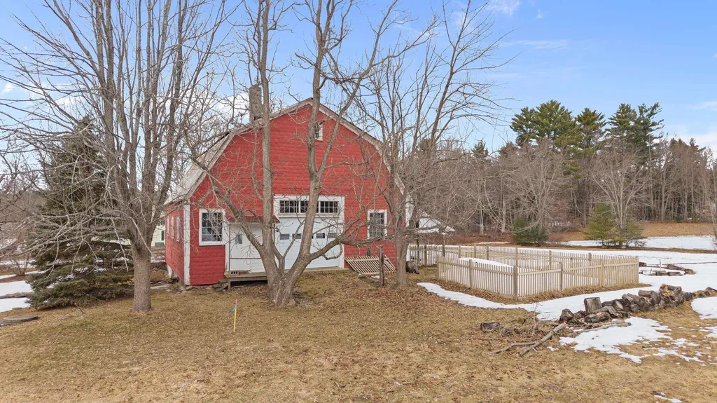 24 Jeremiah Lane Rochester NH 03867