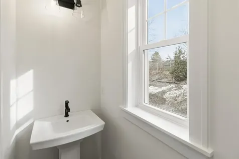 23 Shearwater Drive Portsmouth NH 03801