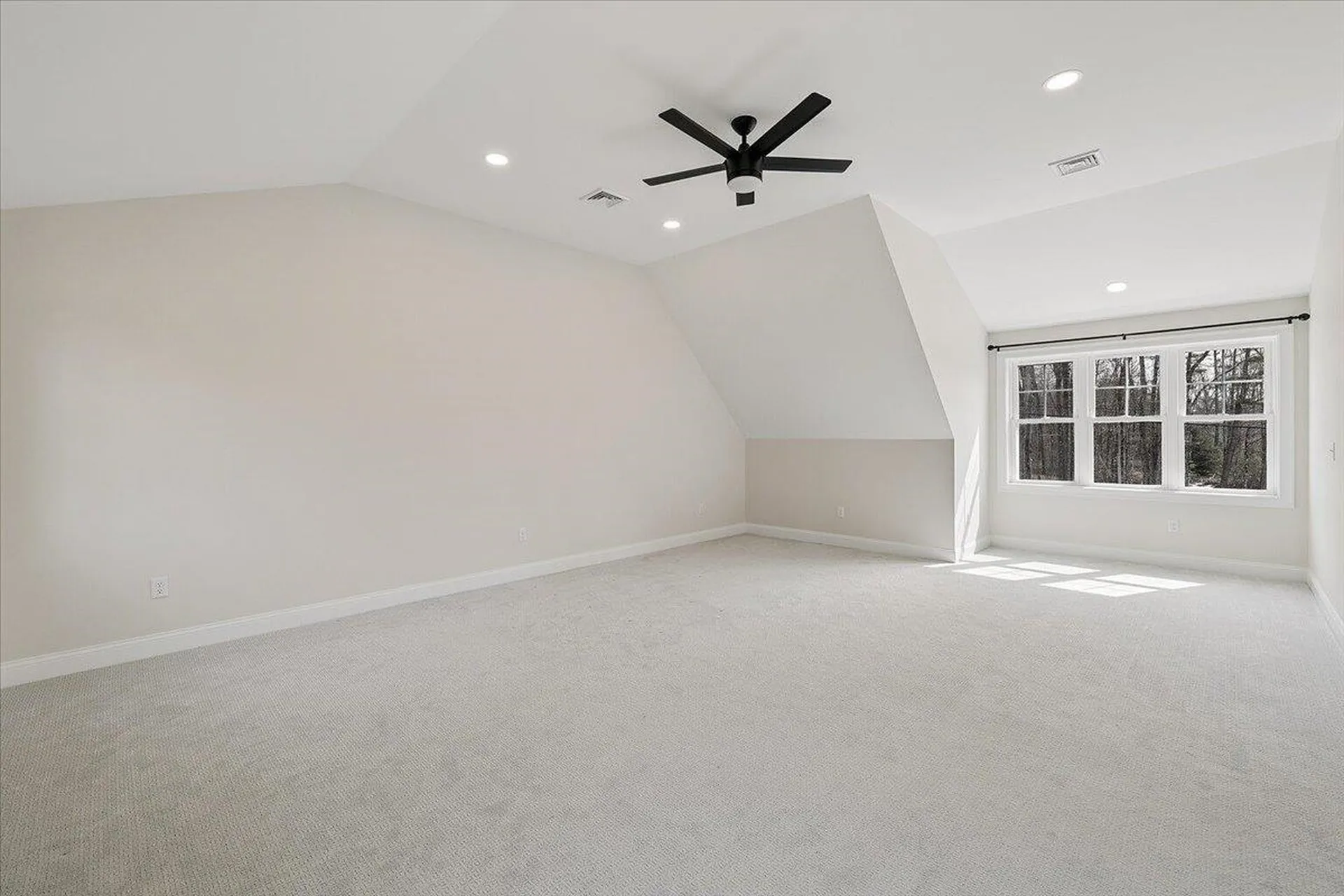 452 Middle Winchendon Road Rindge NH 03461