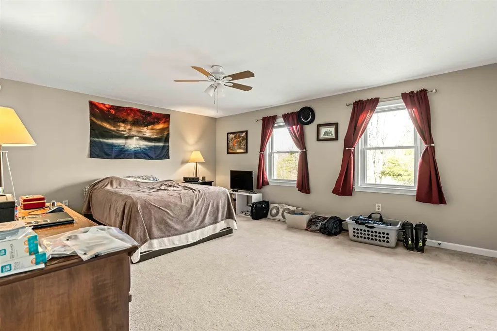56 Kingston Road Plaistow NH 03865