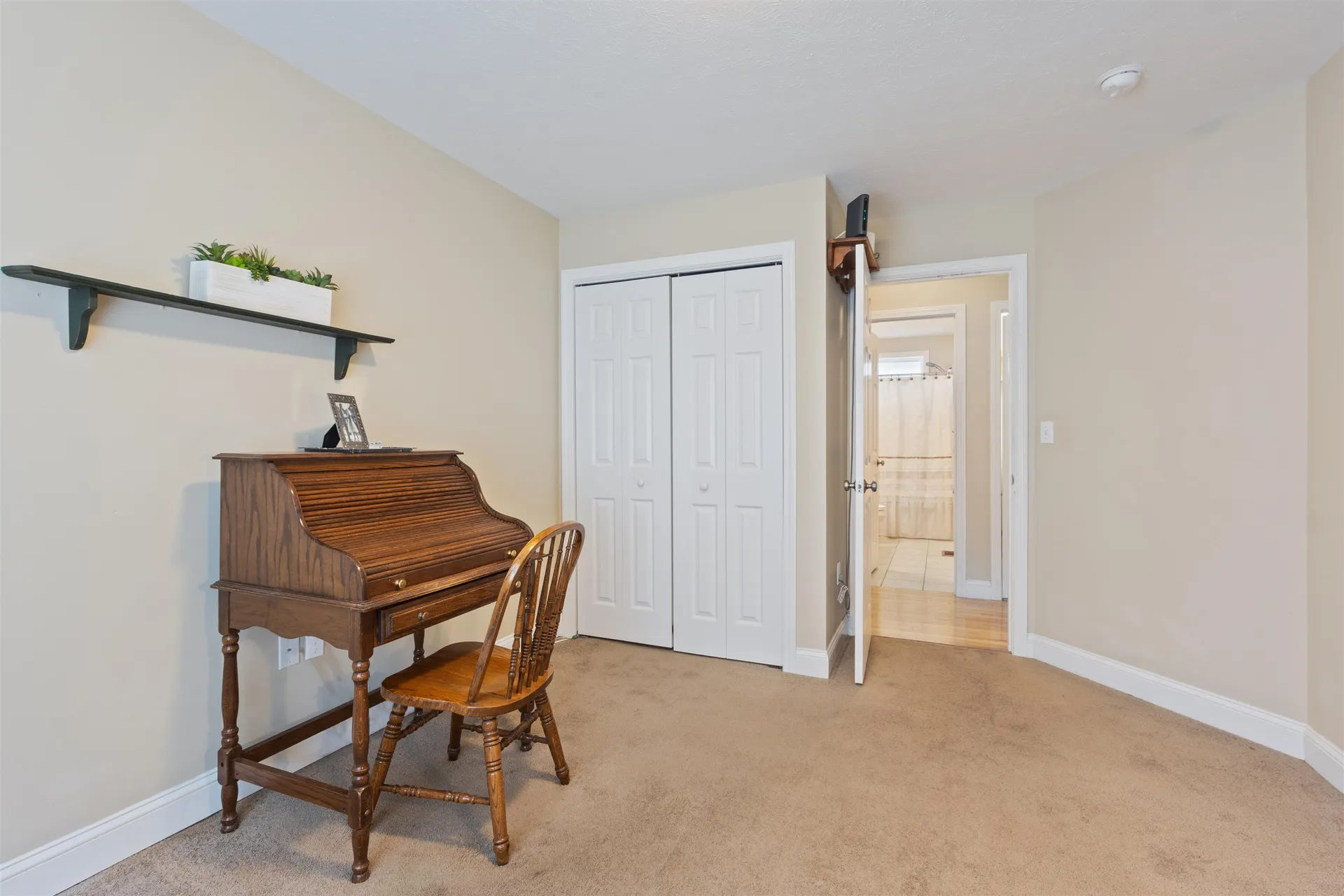 40 Hollow Ridge Drive Nashua NH 03062