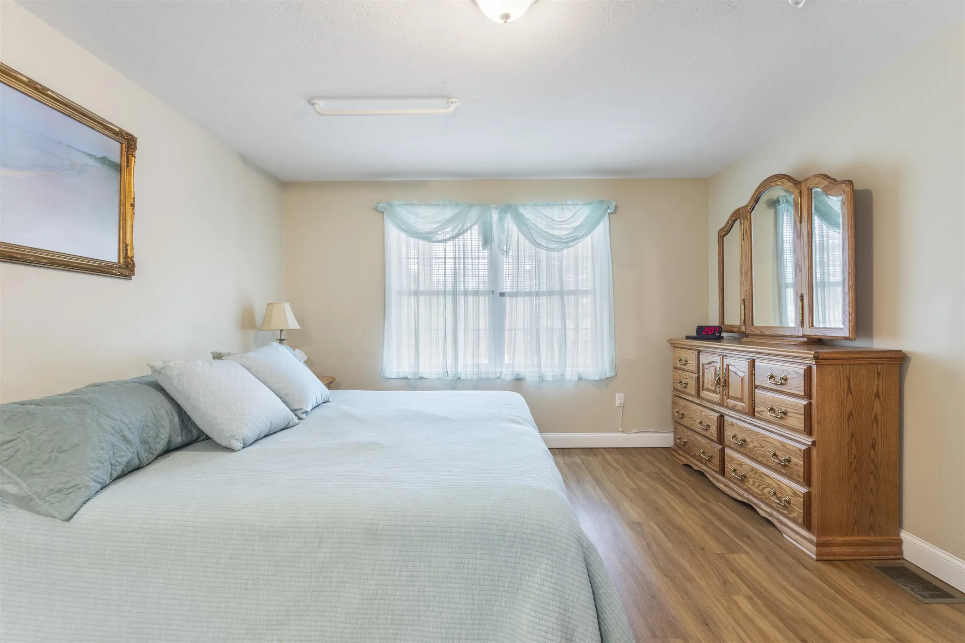 40 Hollow Ridge Drive Nashua NH 03062