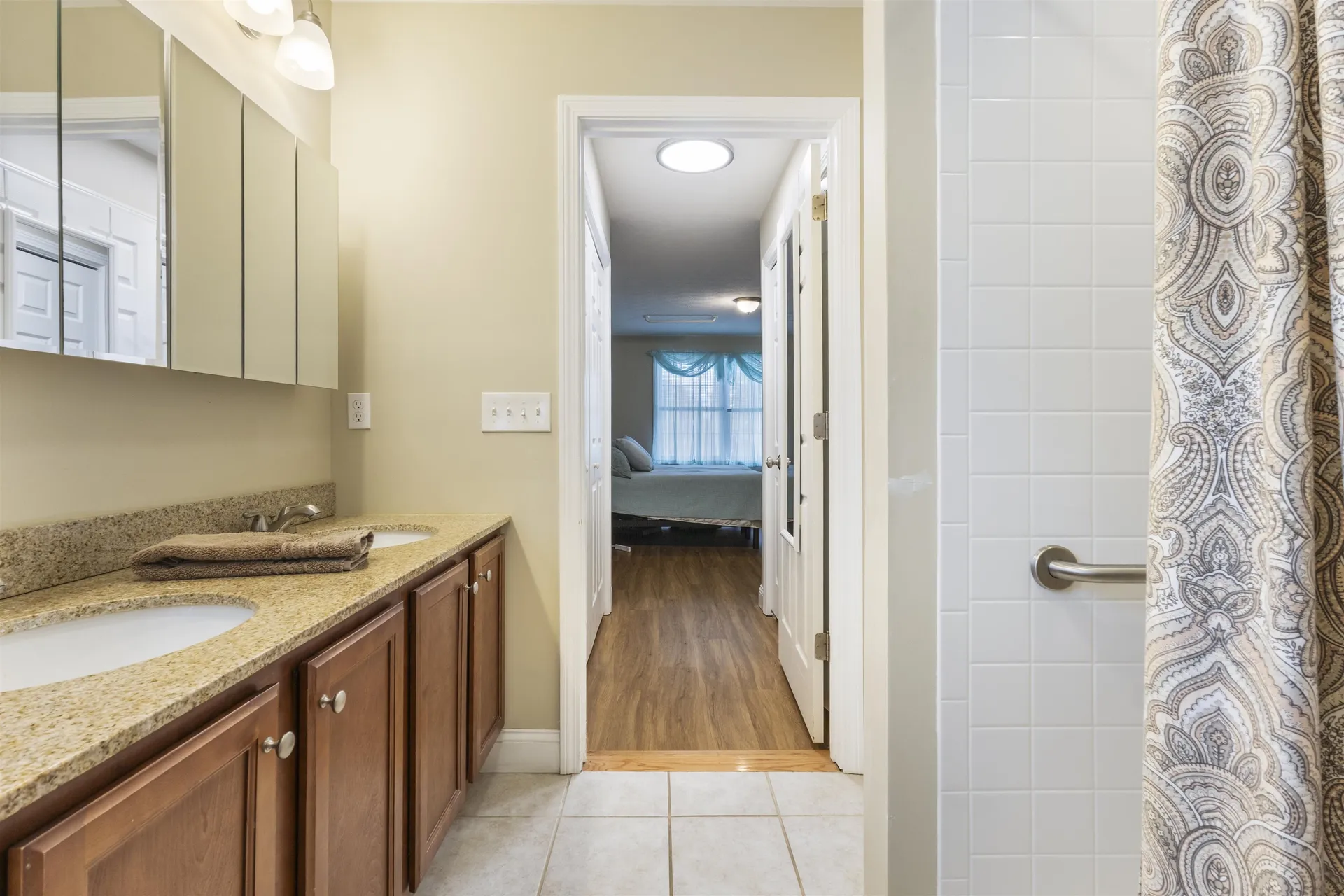 40 Hollow Ridge Drive Nashua NH 03062