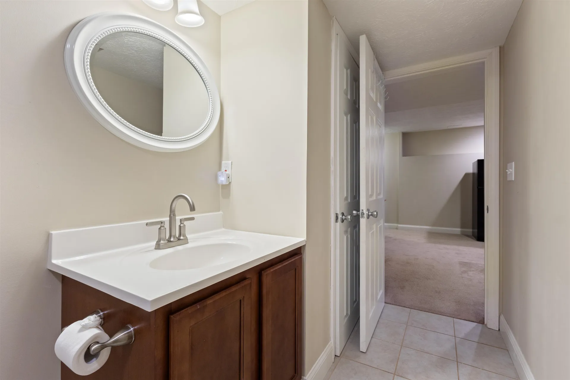 40 Hollow Ridge Drive Nashua NH 03062