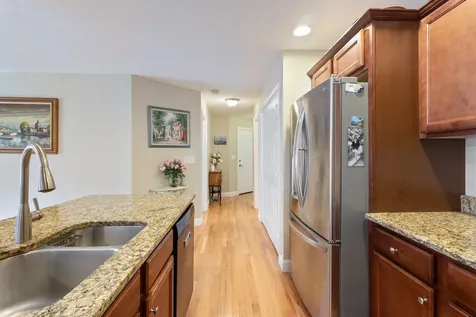 40 Hollow Ridge Drive Nashua NH 03062