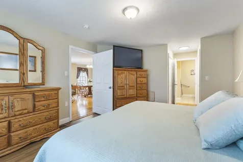40 Hollow Ridge Drive Nashua NH 03062
