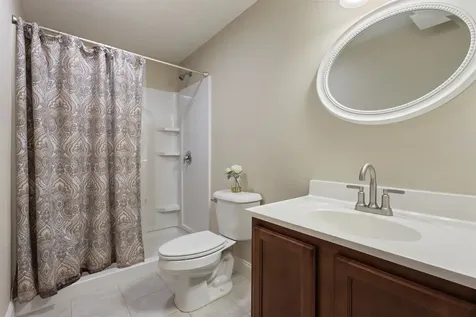 40 Hollow Ridge Drive Nashua NH 03062
