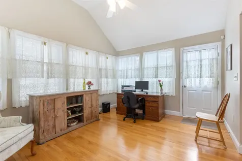 40 Hollow Ridge Drive Nashua NH 03062