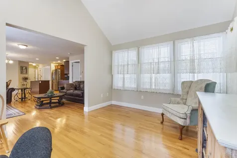 40 Hollow Ridge Drive Nashua NH 03062