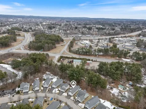40 Hollow Ridge Drive Nashua NH 03062