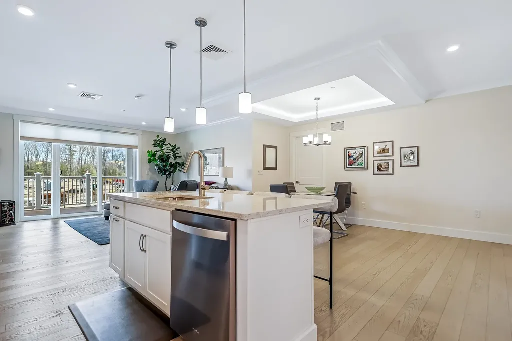 7 Longview Drive Atkinson NH 03811