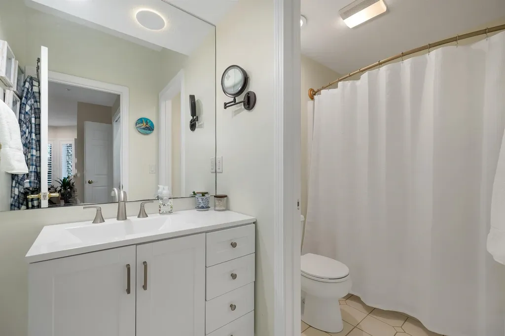 19 Summer Snow Lane Bedford NH 03110