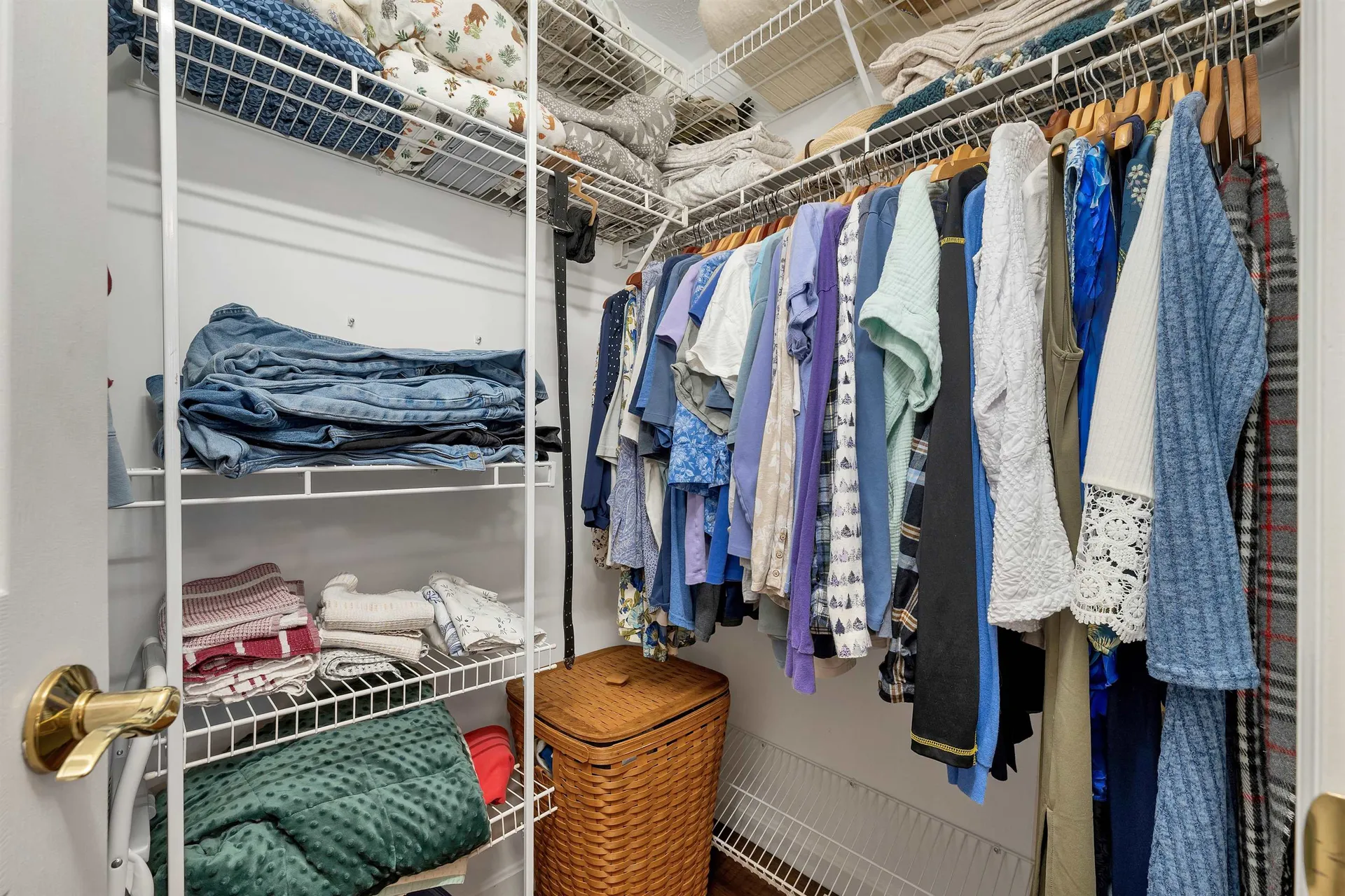 19 Summer Snow Lane Bedford NH 03110