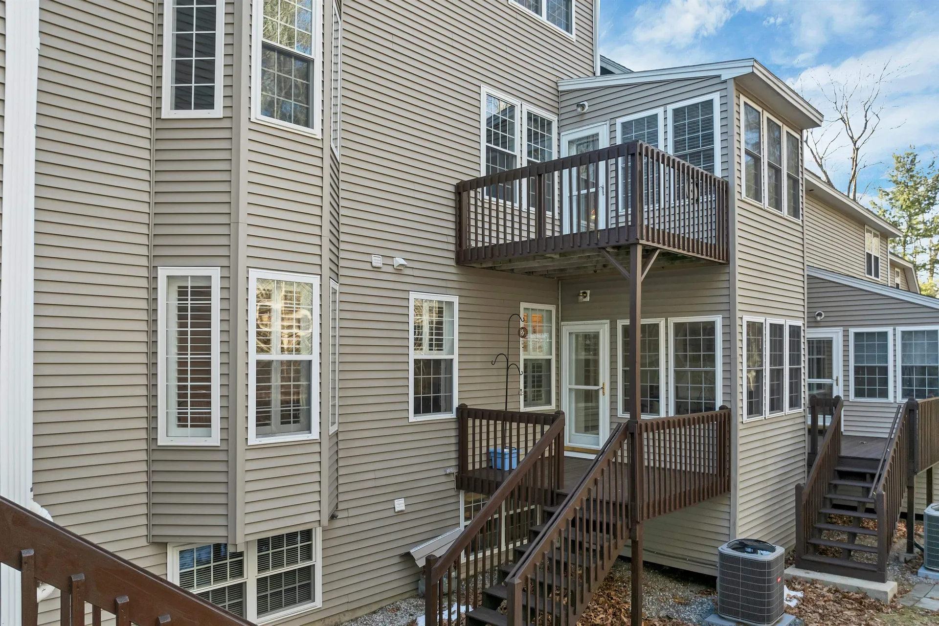 19 Summer Snow Lane Bedford NH 03110