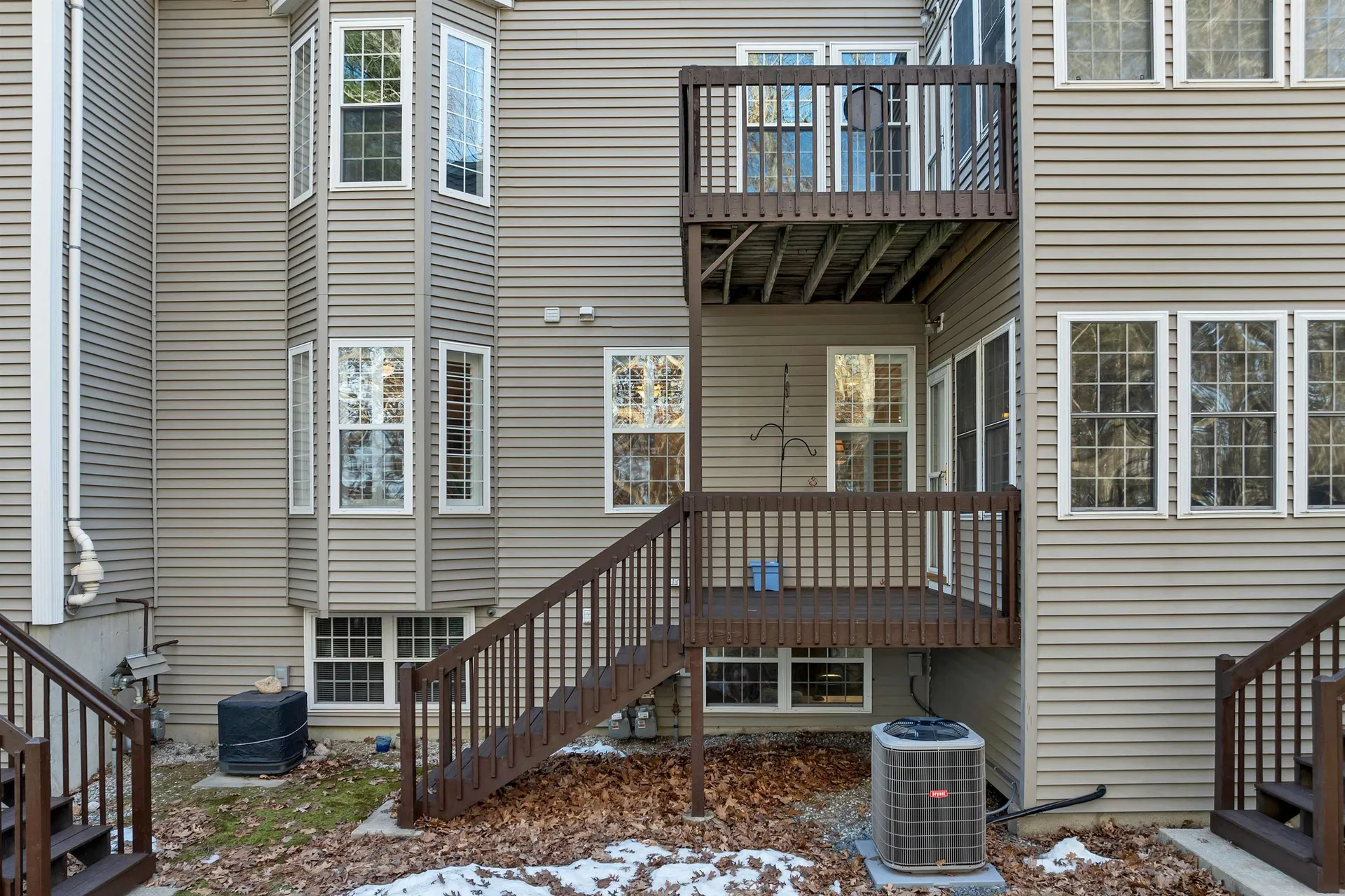 19 Summer Snow Lane Bedford NH 03110