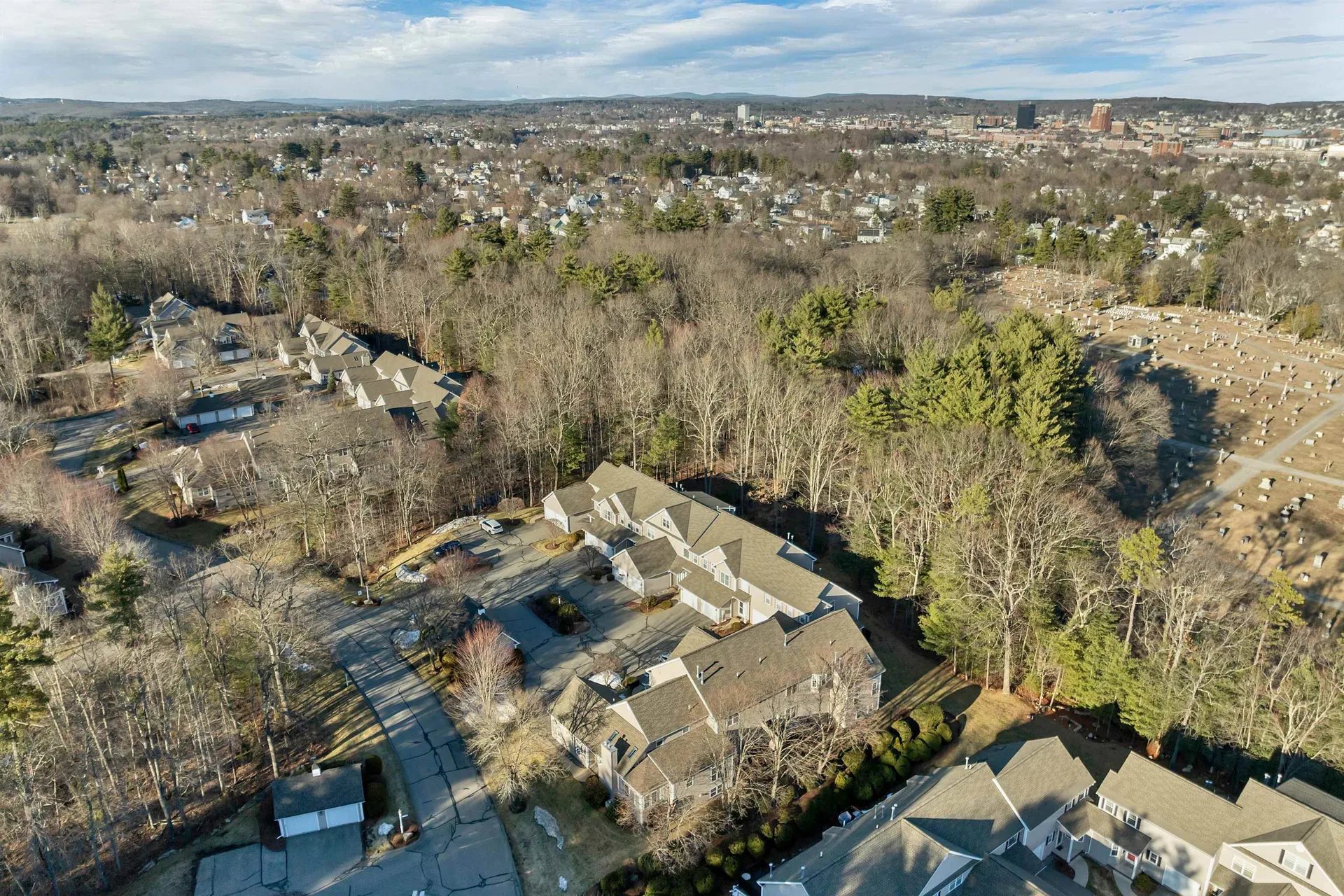 19 Summer Snow Lane Bedford NH 03110