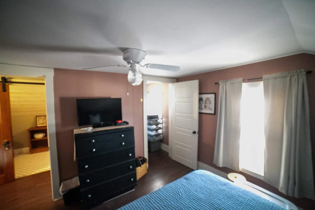 18 Maple Street North Berwick ME 03906