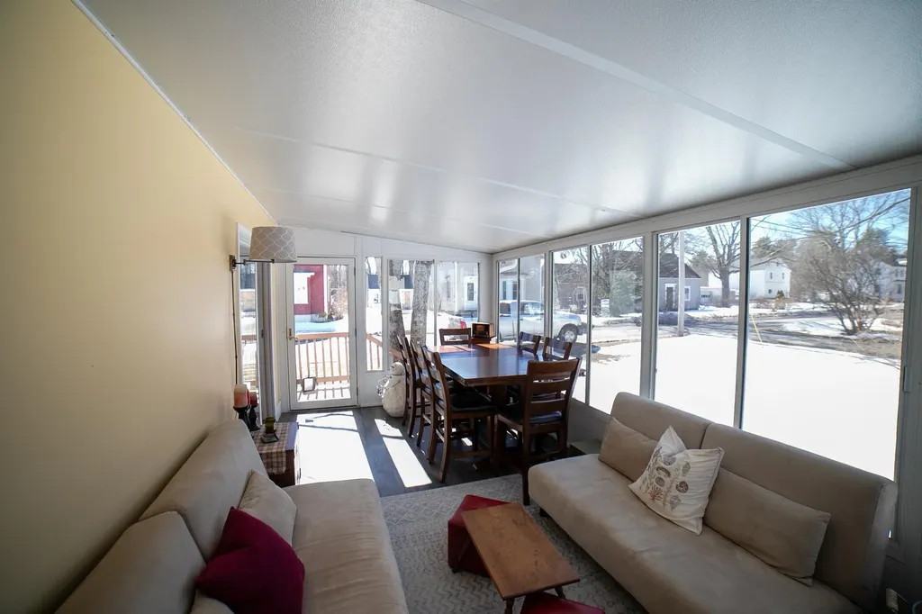 18 Maple Street North Berwick ME 03906
