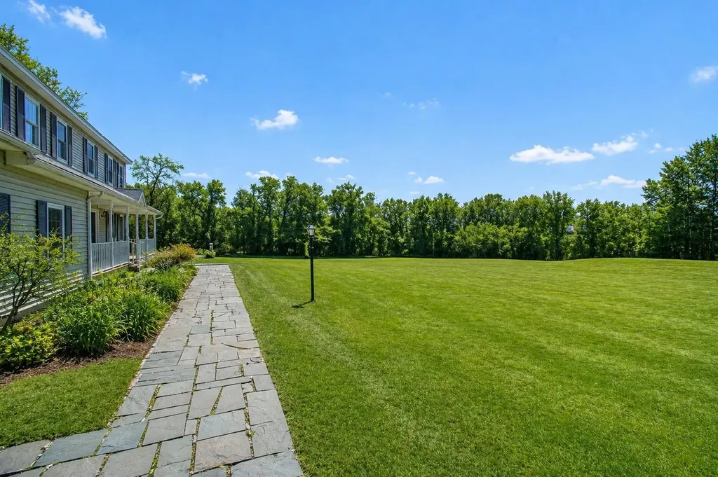 264 Lake Brook Drive Georgia VT 05478