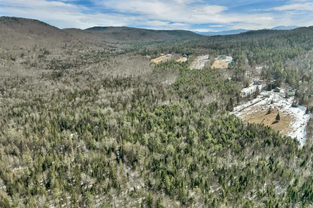 1720 Broomstick Hill Road Littleton NH 03561