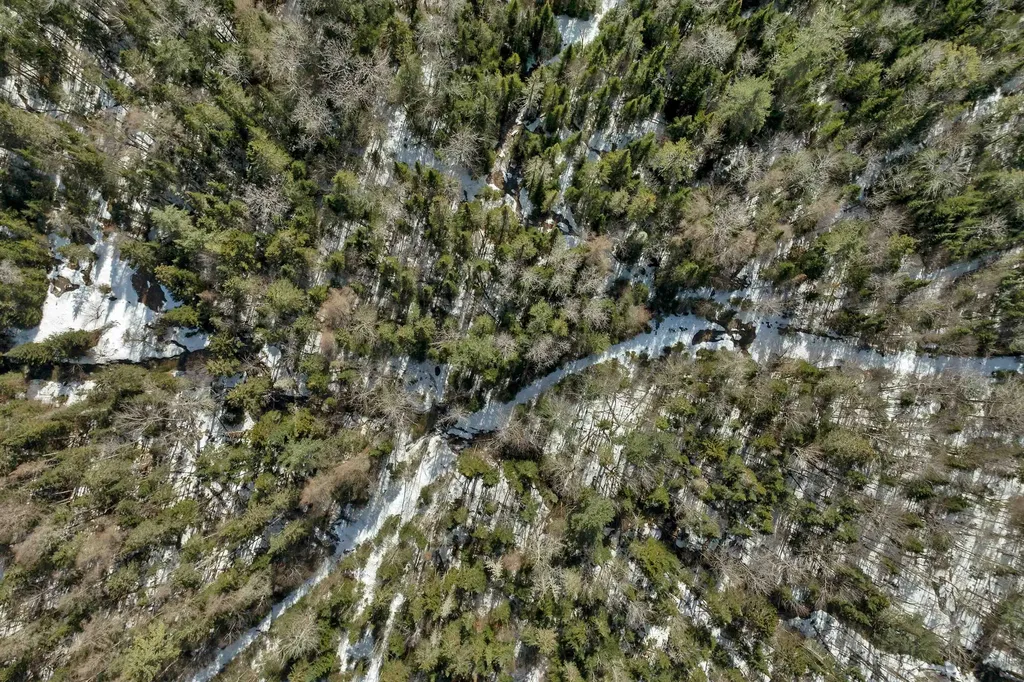 1720 Broomstick Hill Road Littleton NH 03561