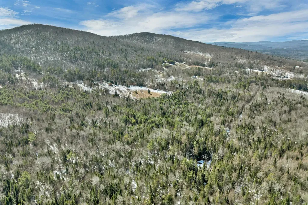 1720 Broomstick Hill Road Littleton NH 03561