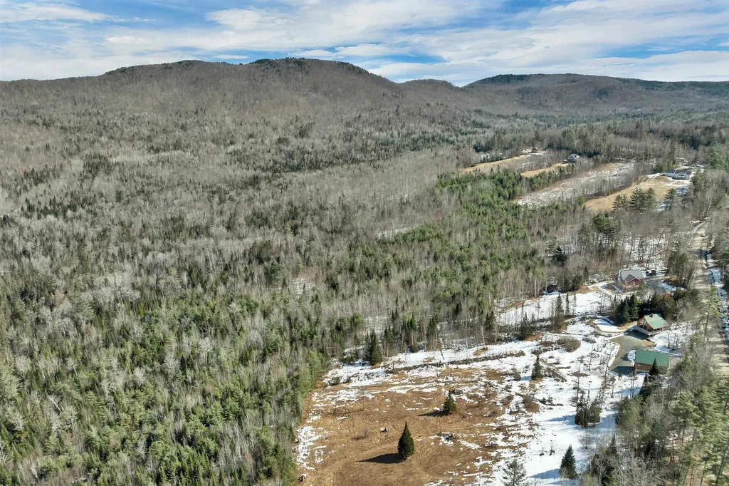 1720 Broomstick Hill Road Littleton NH 03561