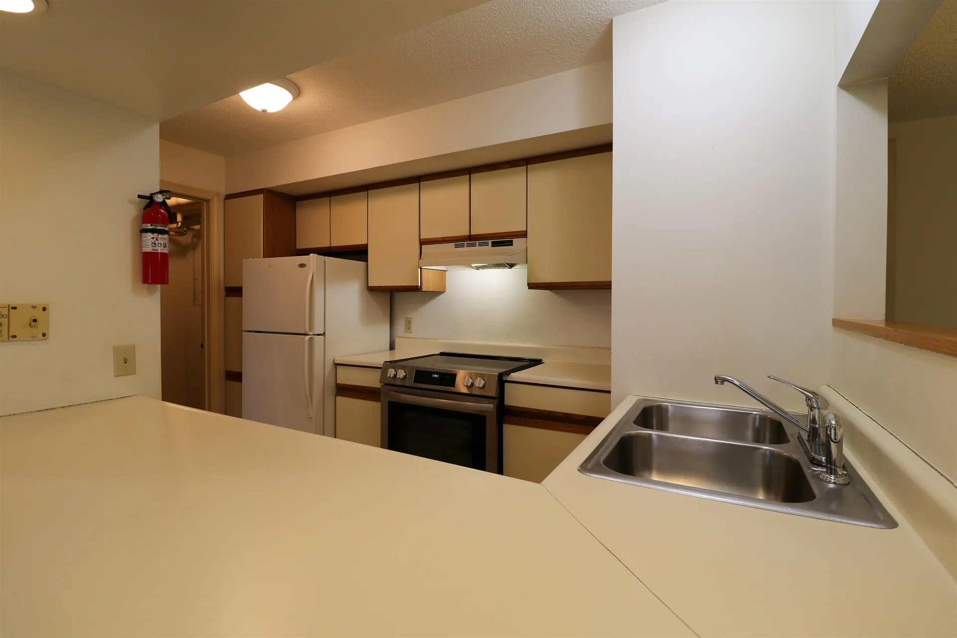 30 Wolf Road Lebanon NH 03766