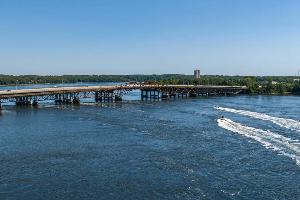 Slip 28 Little Bay Marina Dover NH 03820