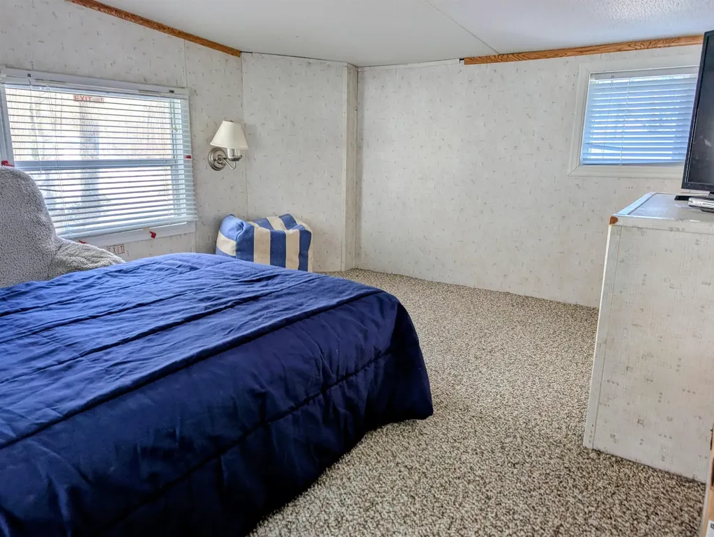 265 High Country Way Holderness NH 03245