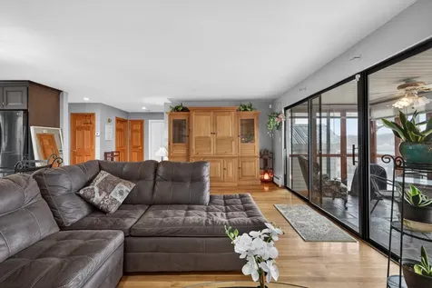 118 River Road Manchester NH 03104