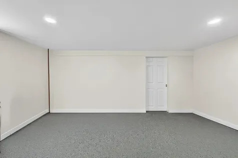 118 River Road Manchester NH 03104