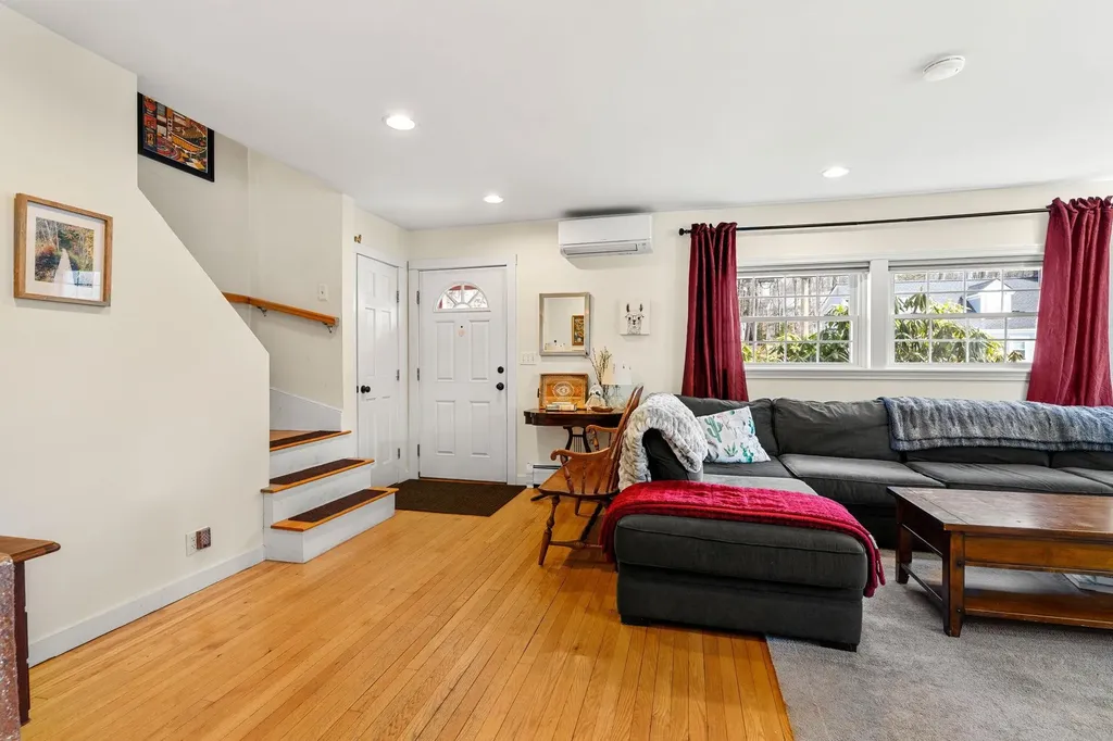 23 Eastman Street Nashua NH 03060